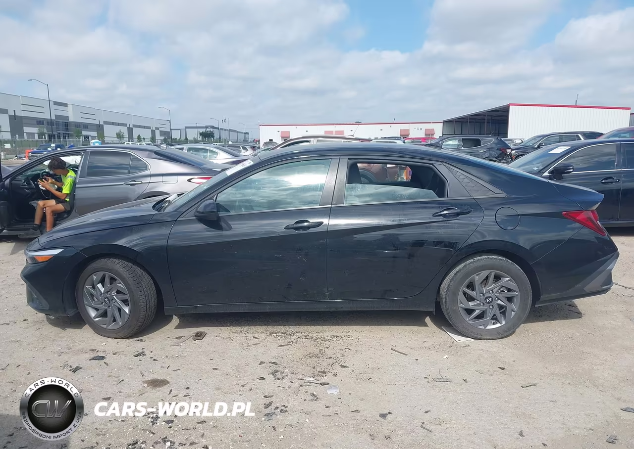 2024 Hyundai Elantra Sel VIN:KMHLM4DG0RU723655 - 14