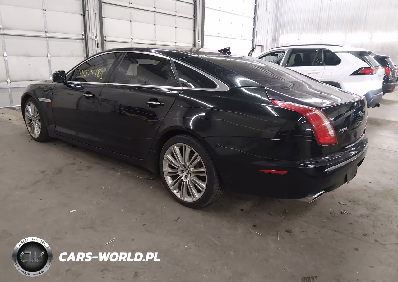 2013 Jaguar Xj Xjl Portfolio VIN:SAJWA2GB1DLV52364 - 3