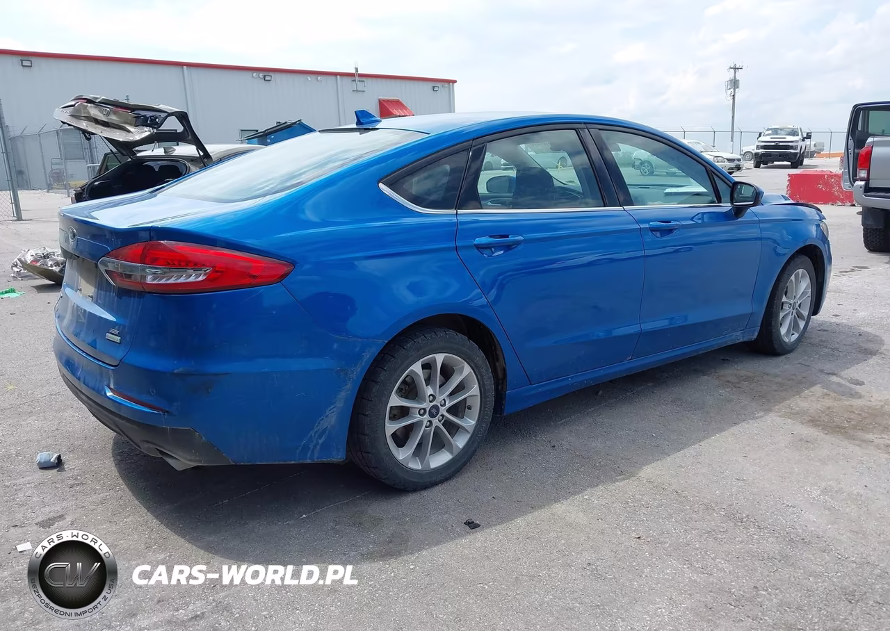 2020 Ford Fusion Se VIN:3FA6P0HD1LR128884 - 4