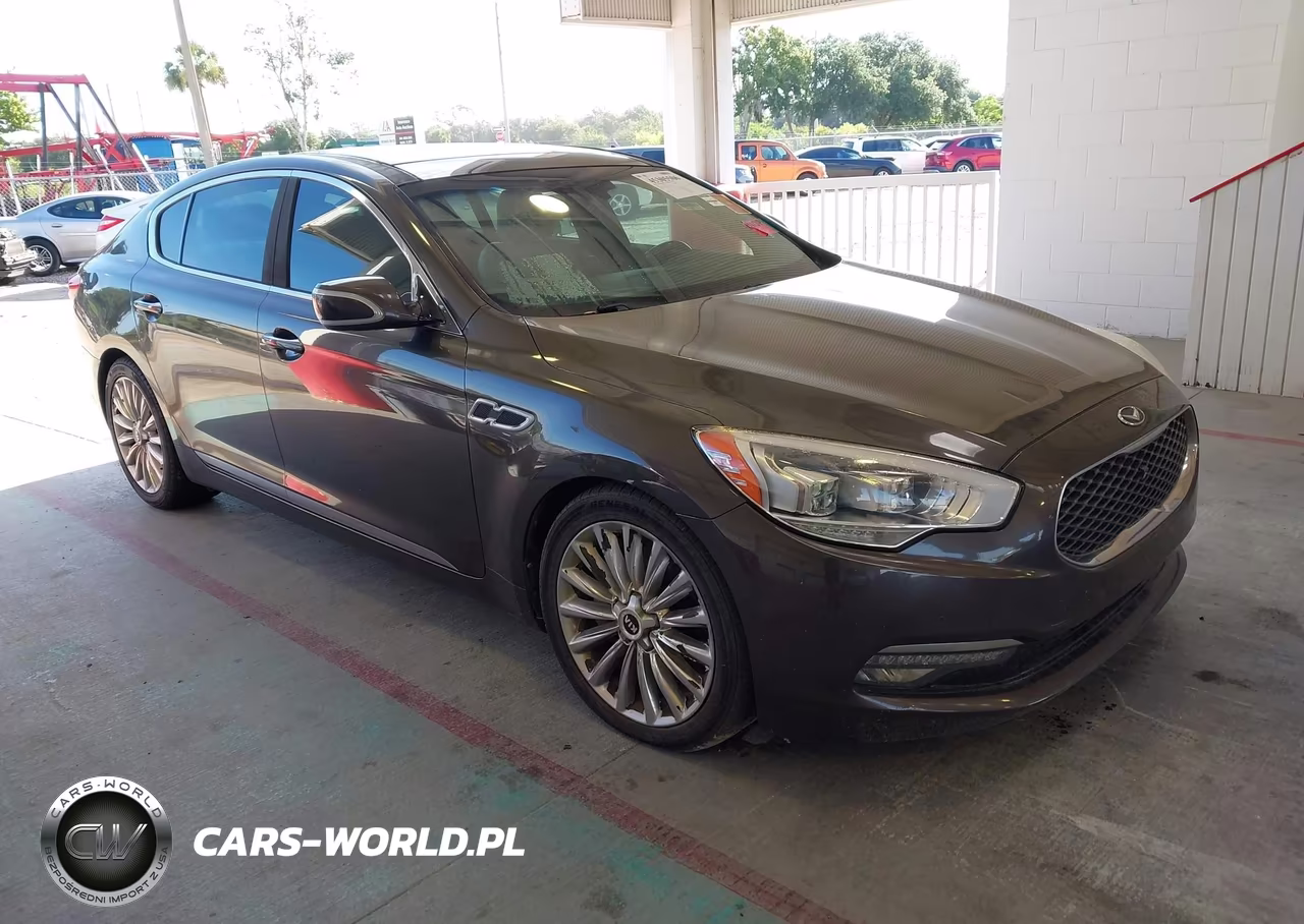 2015 Kia K900 Luxury