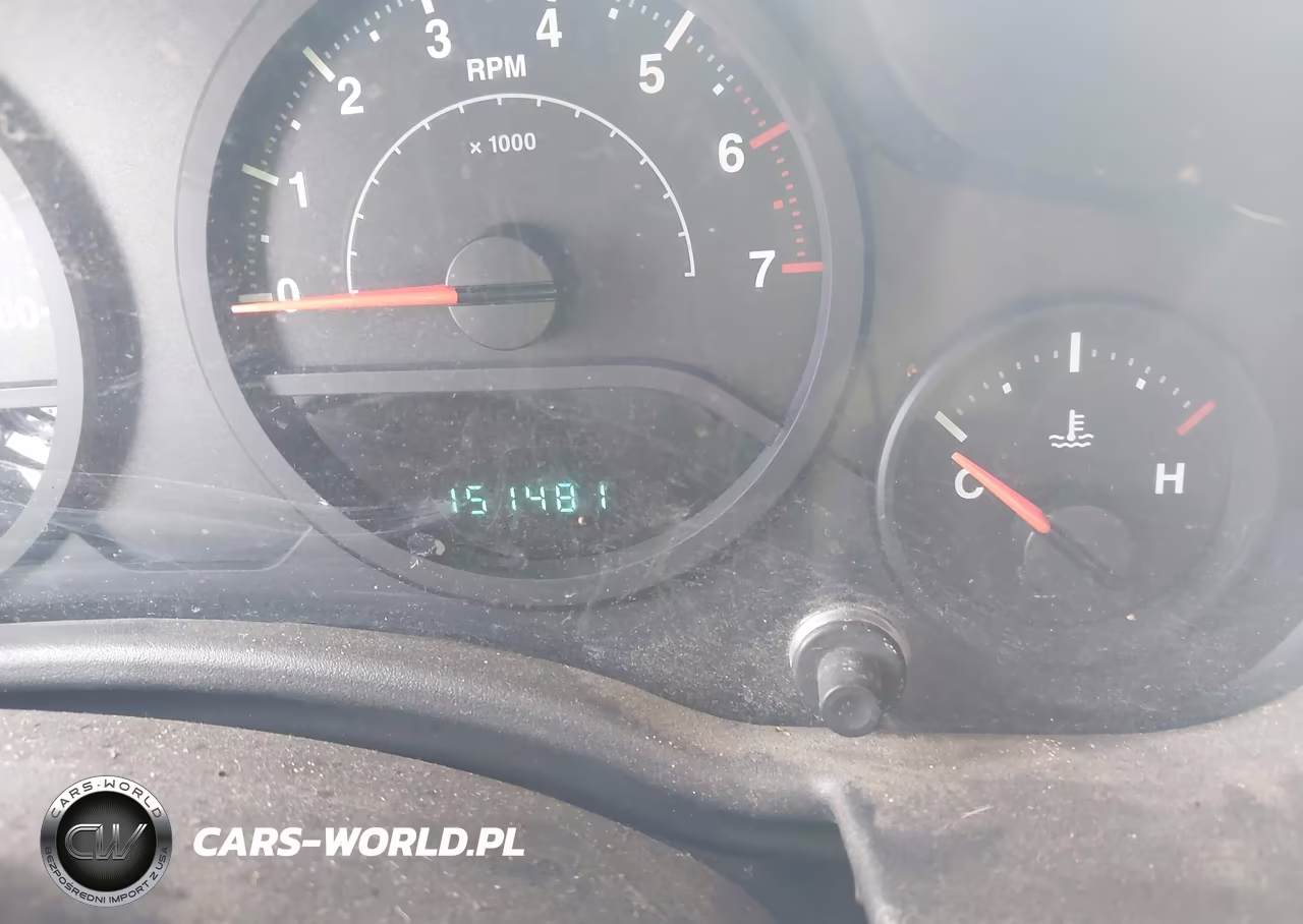 2008 Jeep Wrangler Unlimited X VIN:1J4GA39108L585286 - 16