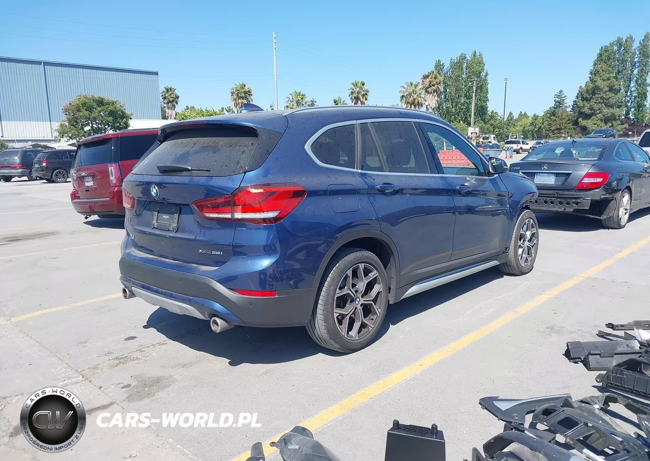 2021 BMW X1 xDrive28I VIN:WBXJG9C09M5T06674 - 4
