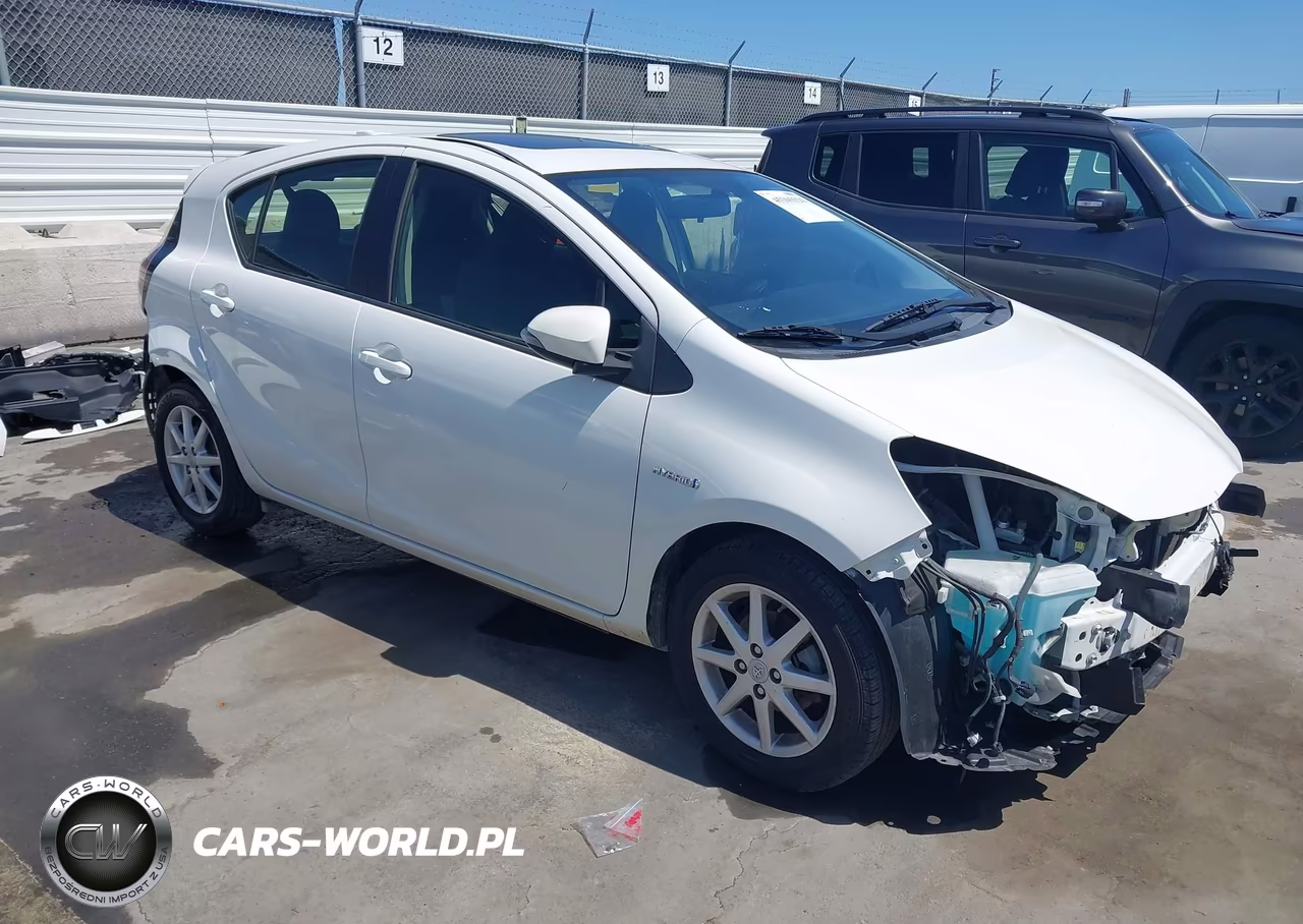 2015 Toyota Prius C Three
