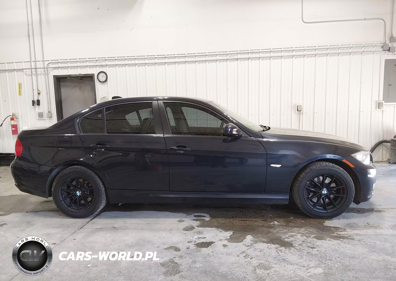 2010 BMW 328I xDrive VIN:WBAPK7C50AA460468 - 14