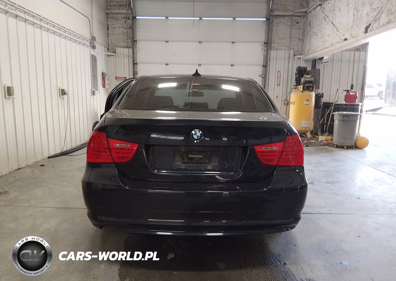 2010 BMW 328I xDrive VIN:WBAPK7C50AA460468 - 17