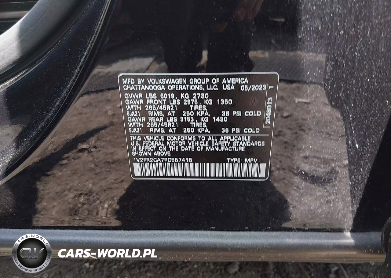 2023 Volkswagen Atlas 3.6L V6 Sel Premium R-Line VIN:1V2FR2CA7PC557415 - 9