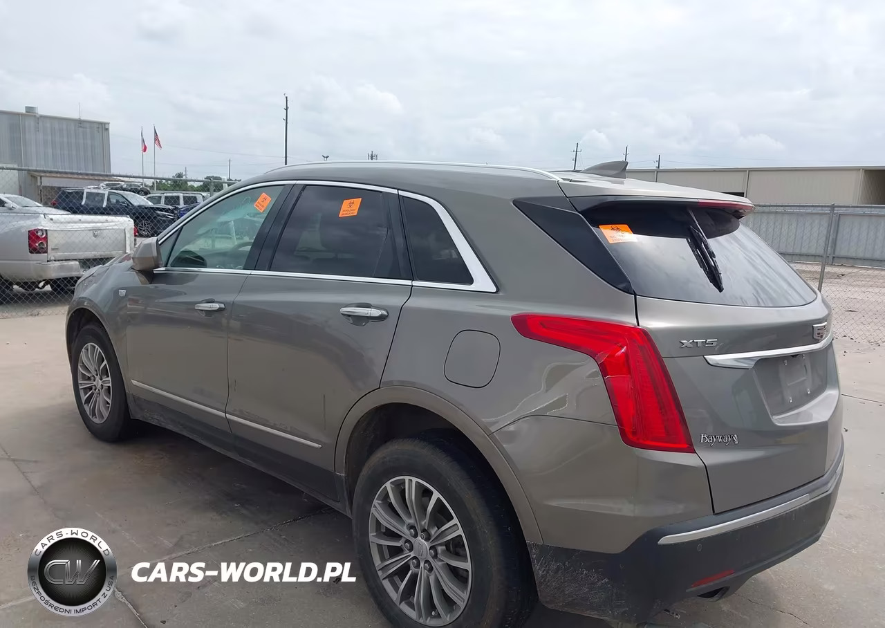 2018 Cadillac Xt5 Luxury VIN:1GYKNCRS7JZ162893 - 3
