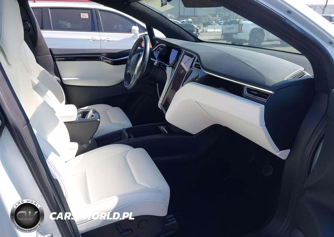 2017 Tesla Model X 100D-75D-90D VIN:5YJXCDE20HF055679 - 5