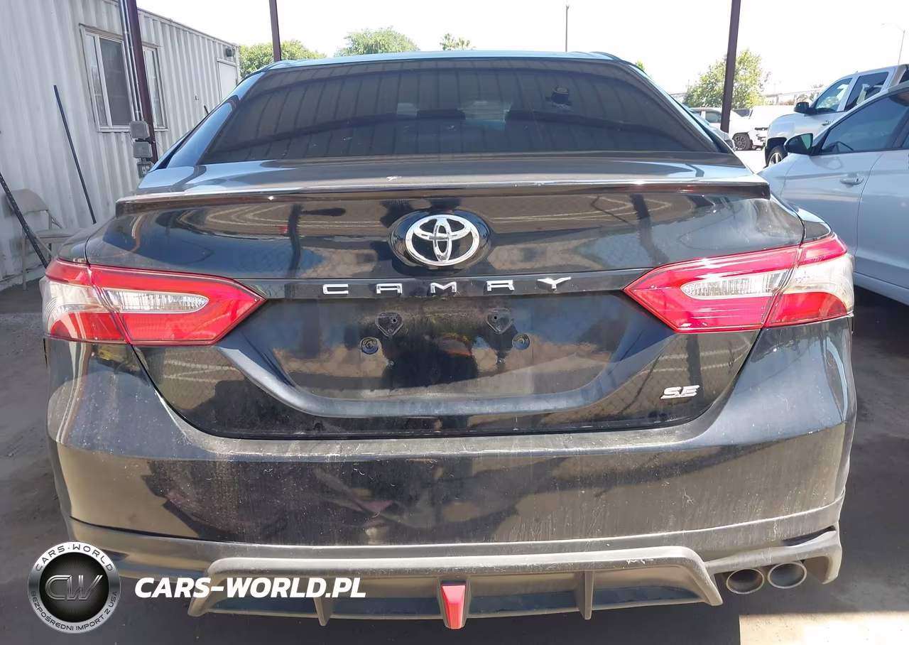 2018 Toyota Camry Se VIN:4T1B11HK0JU671725 - 16