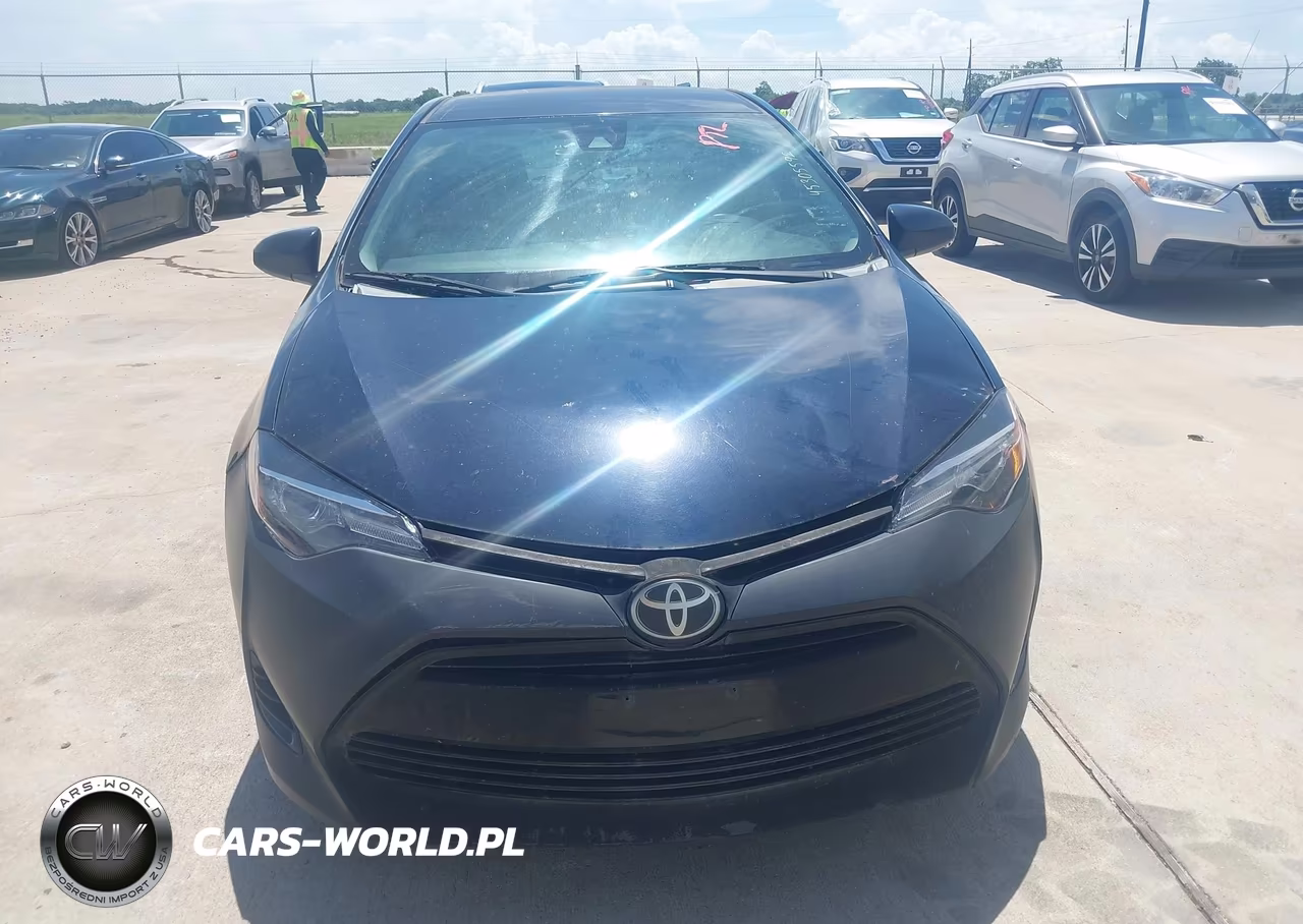 2017 Toyota Corolla Le VIN:5YFBURHE0HP622911 - 12