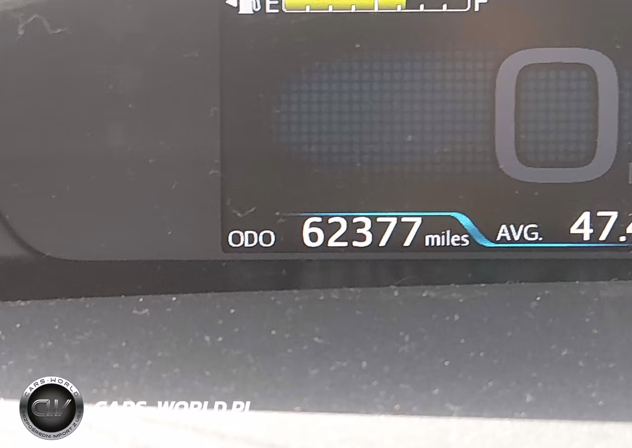 2018 Toyota Prius Two VIN:JTDKBRFU3J3065216 - 16