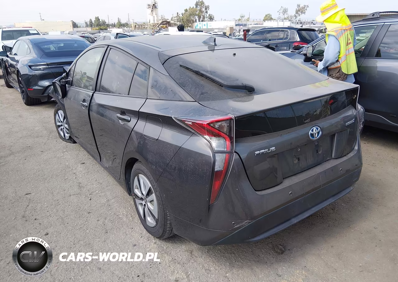 2018 Toyota Prius Two VIN:JTDKBRFU3J3065216 - 3