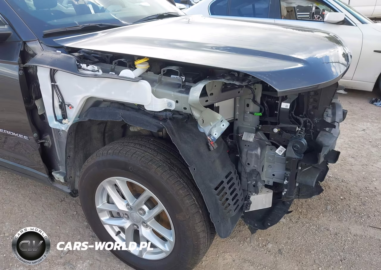 2025 Jeep Grand Cherokee L Laredo X 4X2 VIN:1C4RJJAG1S8726640 - 19