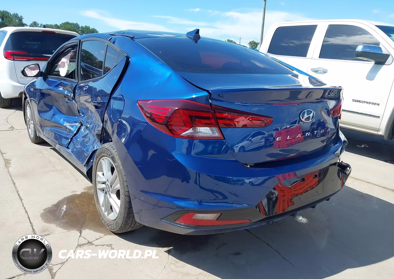 2020 Hyundai Elantra Sel VIN:5NPD84LFXLH549505 - 3