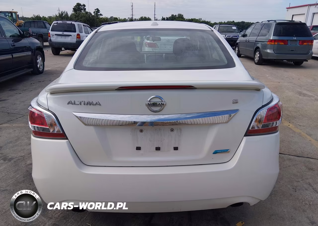 2015 Nissan Altima 2.5 S VIN:1N4AL3AP9FC161601 - 12