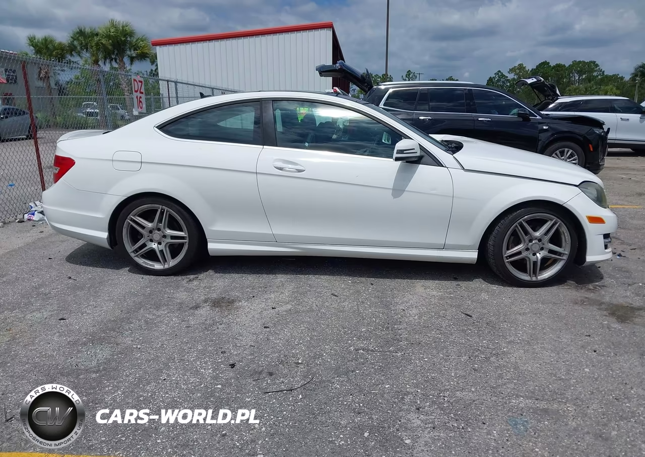 2015 Mercedes-Benz C 250 VIN:WDDGJ4HB3FG348924 - 14