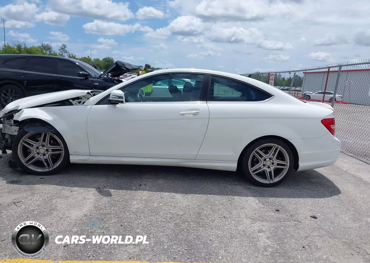 2015 Mercedes-Benz C 250 VIN:WDDGJ4HB3FG348924 - 15