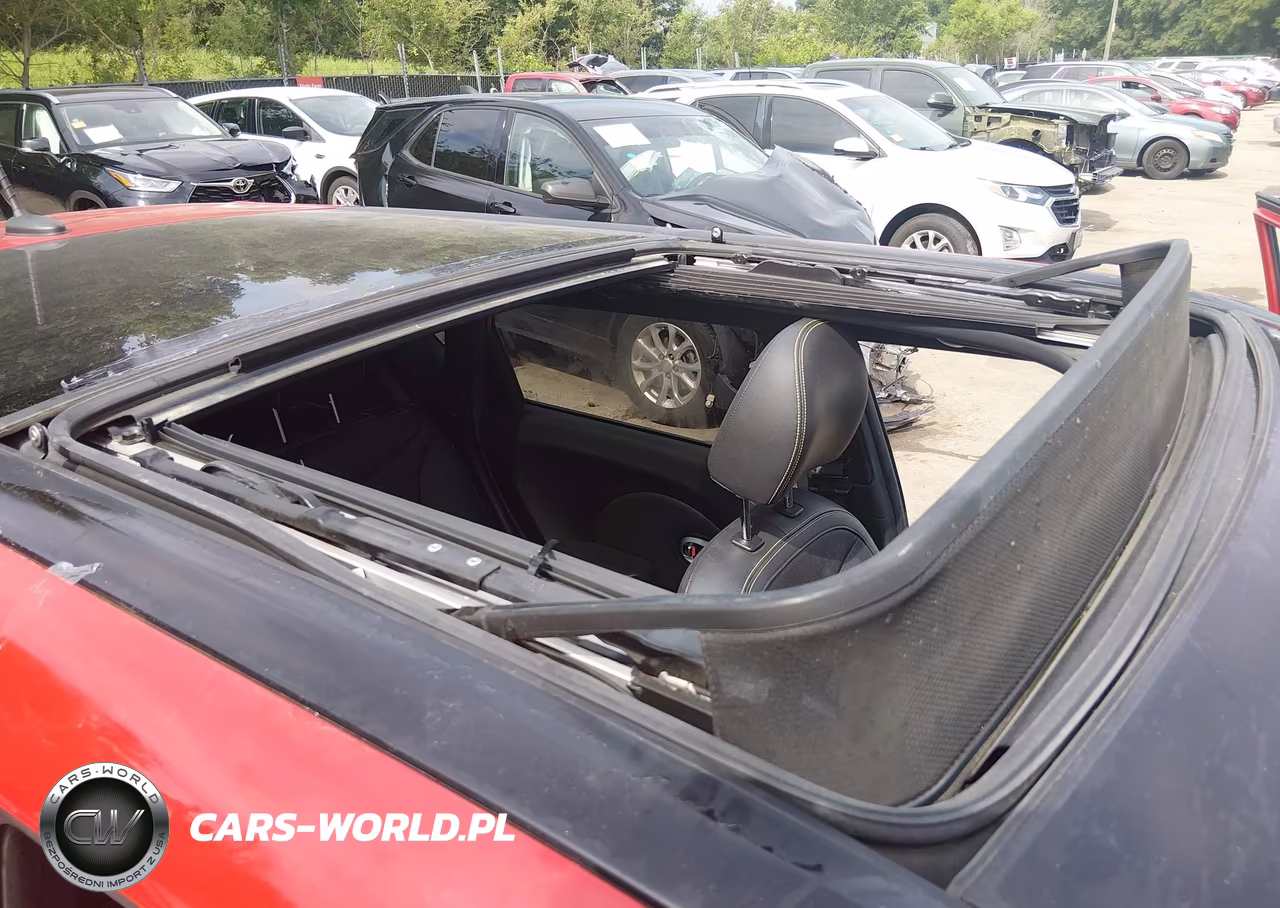 2015 Kia Soul + VIN:KNDJP3A5XF7767723 - 17