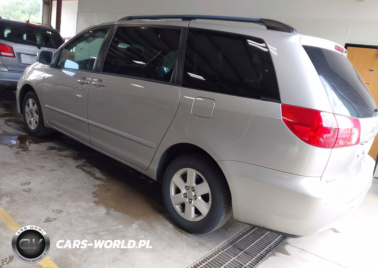 2008 Toyota Sienna Xle VIN:5TDZK22C38S149080 - 3
