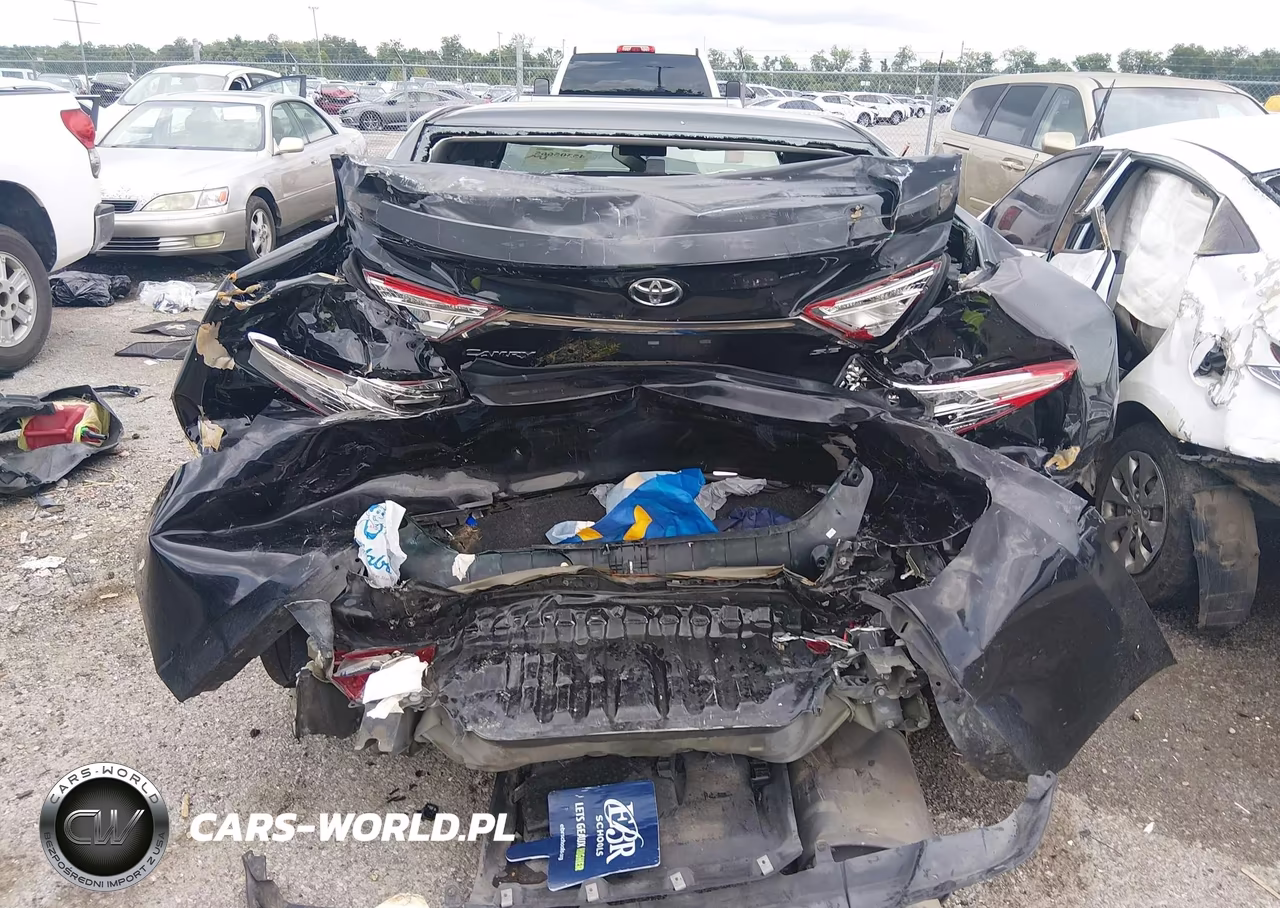 2017 Toyota Camry Se VIN:4T1BF1FK0HU704589 - 17