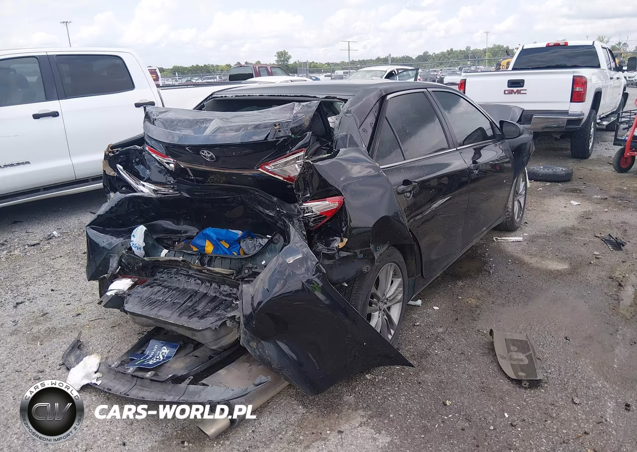 2017 Toyota Camry Se VIN:4T1BF1FK0HU704589 - 4
