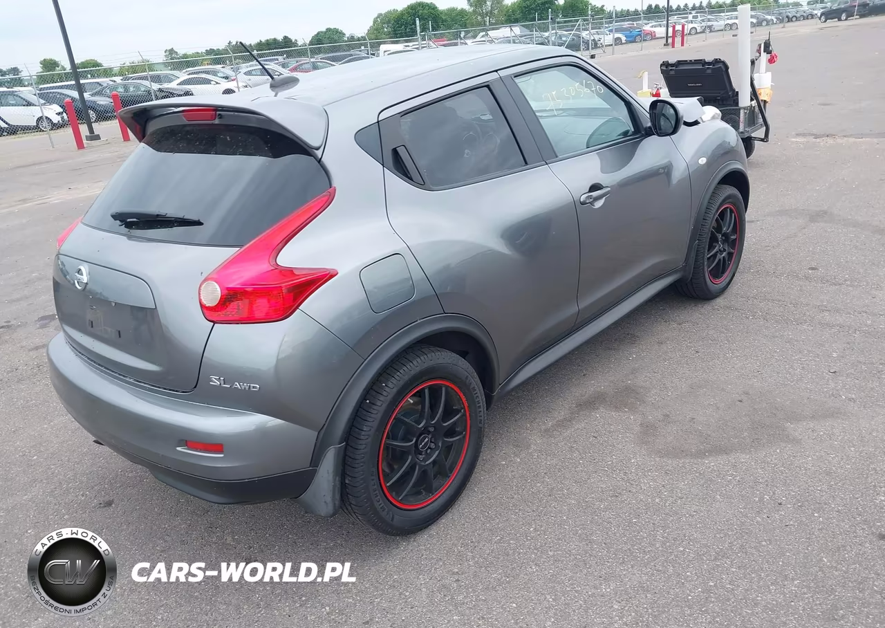 2011 Nissan Juke Sl VIN:JN8AF5MV8BT013302 - 4