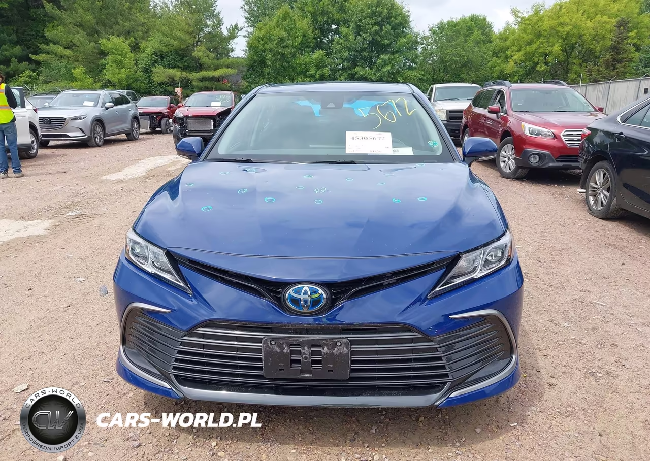 2023 Toyota Camry Le Hybrid VIN:4T1C31AKXPU050784 - 12
