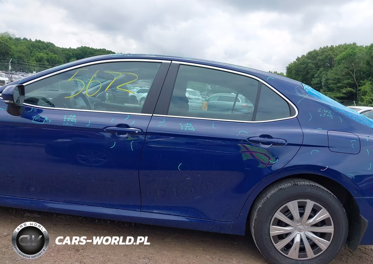 2023 Toyota Camry Le Hybrid VIN:4T1C31AKXPU050784 - 14