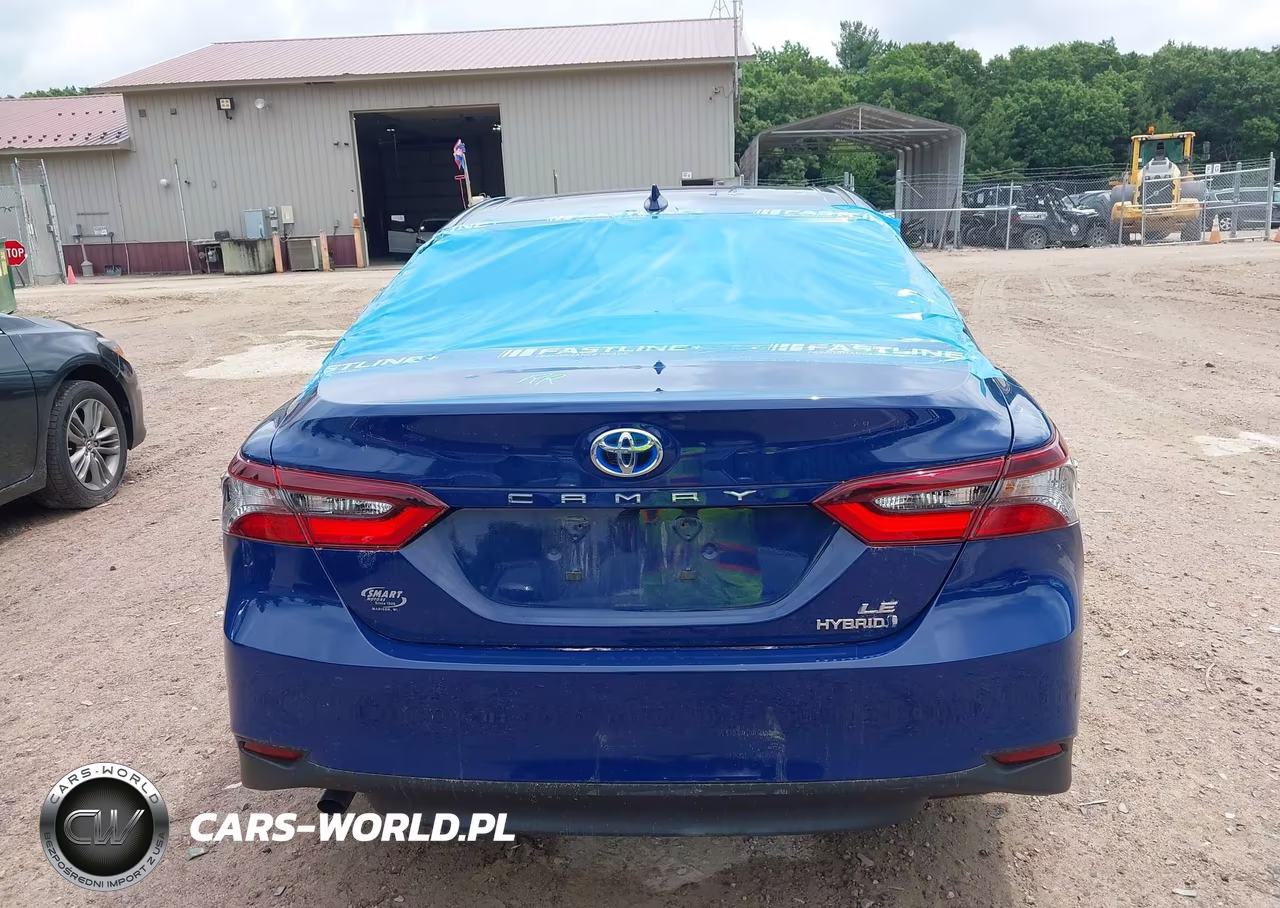 2023 Toyota Camry Le Hybrid VIN:4T1C31AKXPU050784 - 16