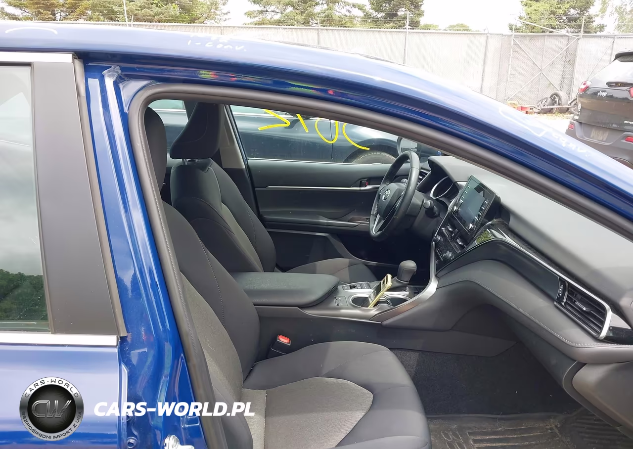 2023 Toyota Camry Le Hybrid VIN:4T1C31AKXPU050784 - 5