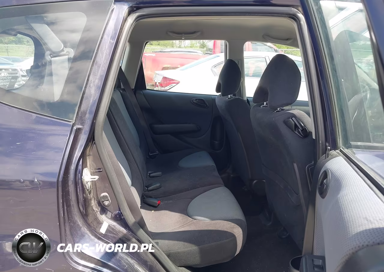 2008 Honda Fit Sport VIN:JHMGD38668S015002 - 8