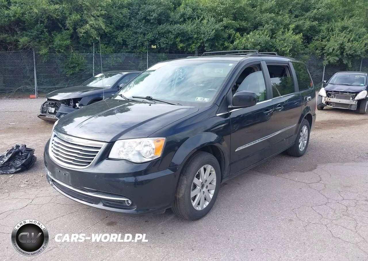 2015 Chrysler Town & Country Touring VIN:2C4RC1BG5FR563154 - 2