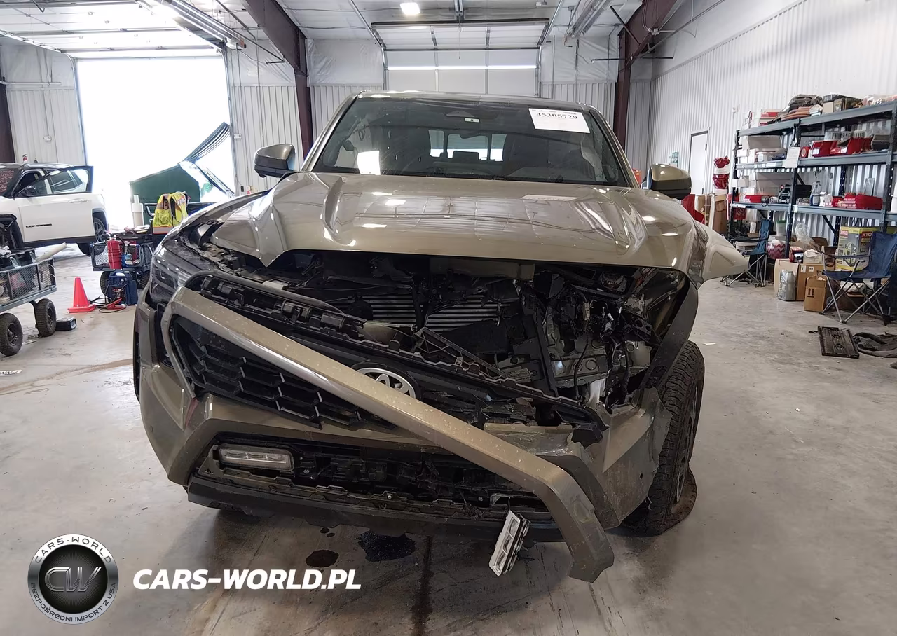 2025 Toyota Tacoma Trd Off Road VIN:3TMLB5JN4SM092776 - 12