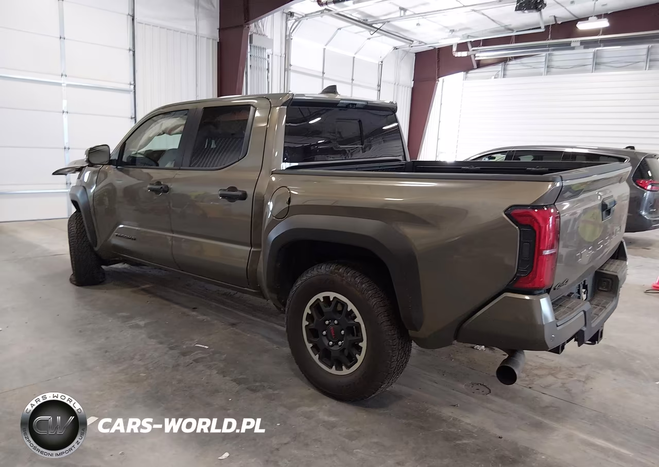 2025 Toyota Tacoma Trd Off Road VIN:3TMLB5JN4SM092776 - 3