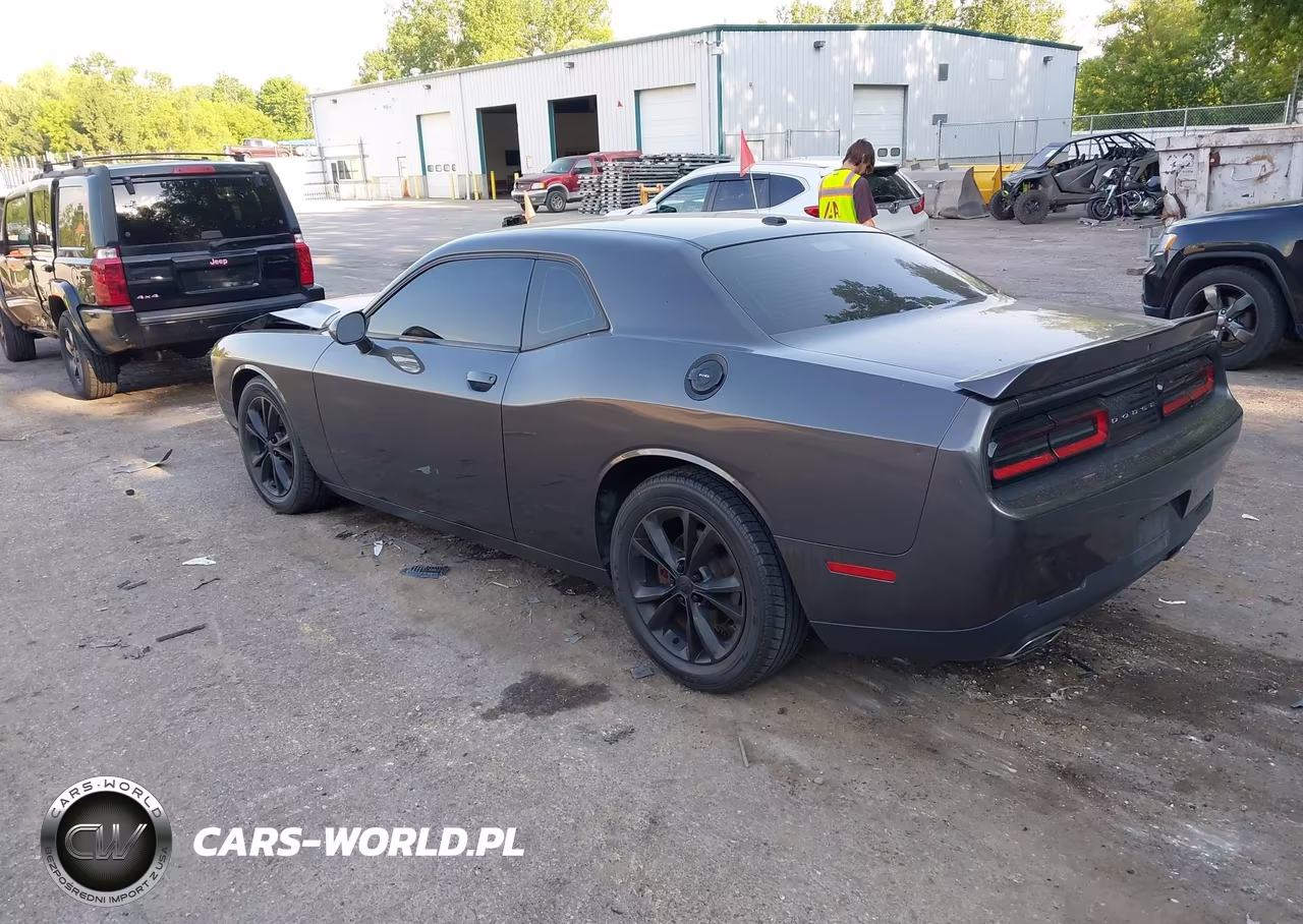 2020 Dodge Challenger Sxt Awd VIN:2C3CDZGG7LH106376 - 3