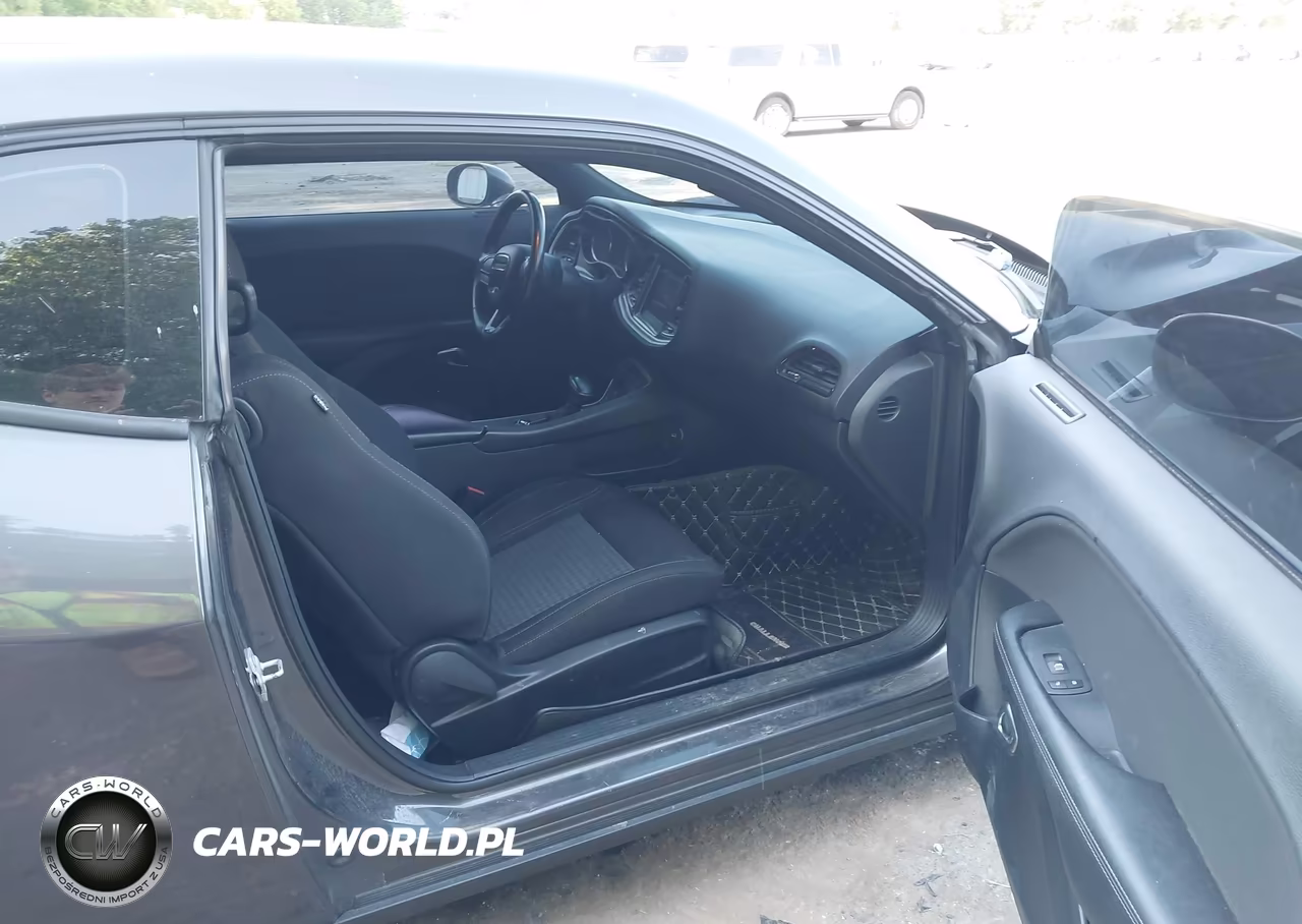 2020 Dodge Challenger Sxt Awd VIN:2C3CDZGG7LH106376 - 5