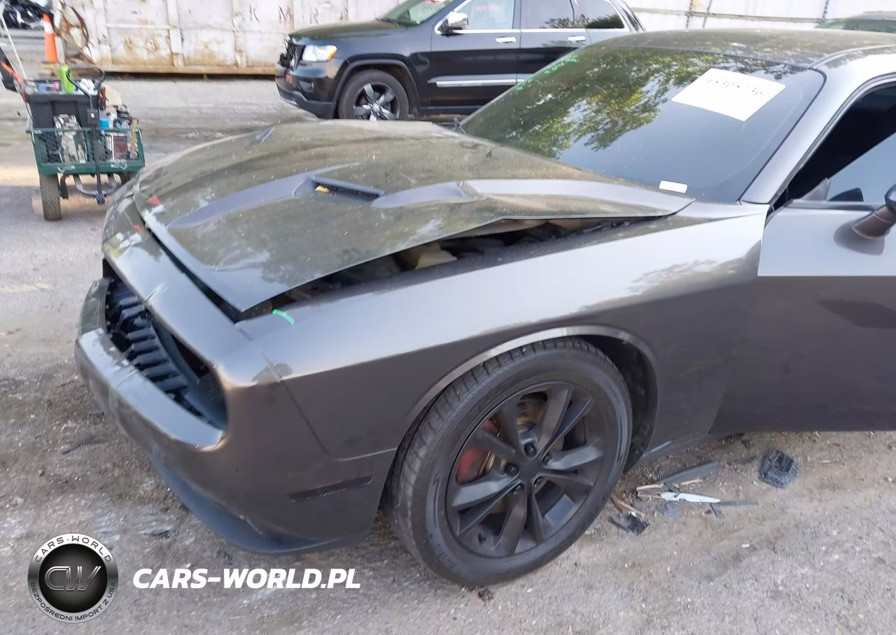 2020 Dodge Challenger Sxt Awd VIN:2C3CDZGG7LH106376 - 6