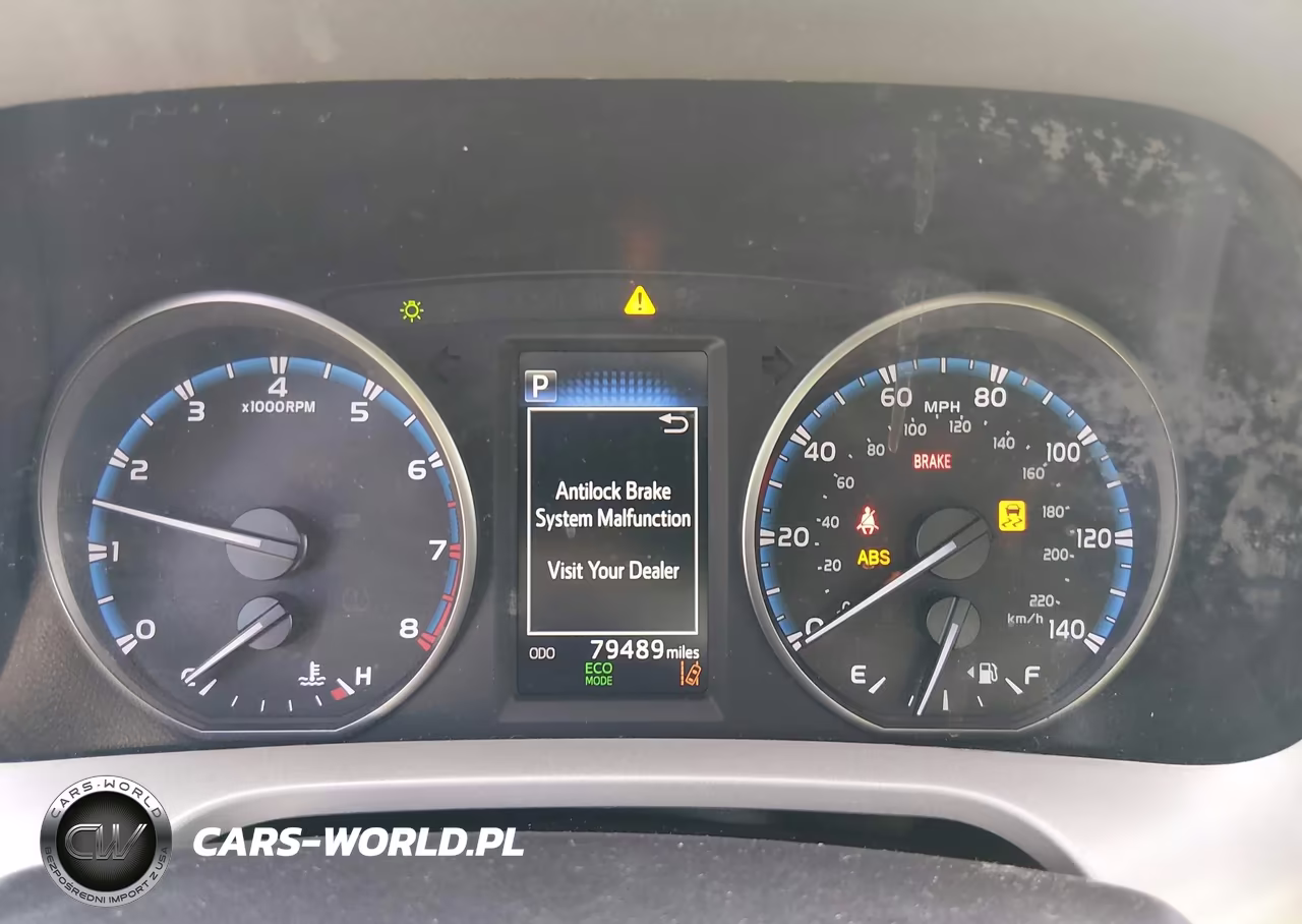 2018 Toyota Rav4 Le VIN:2T3ZFREVXJW477207 - 7