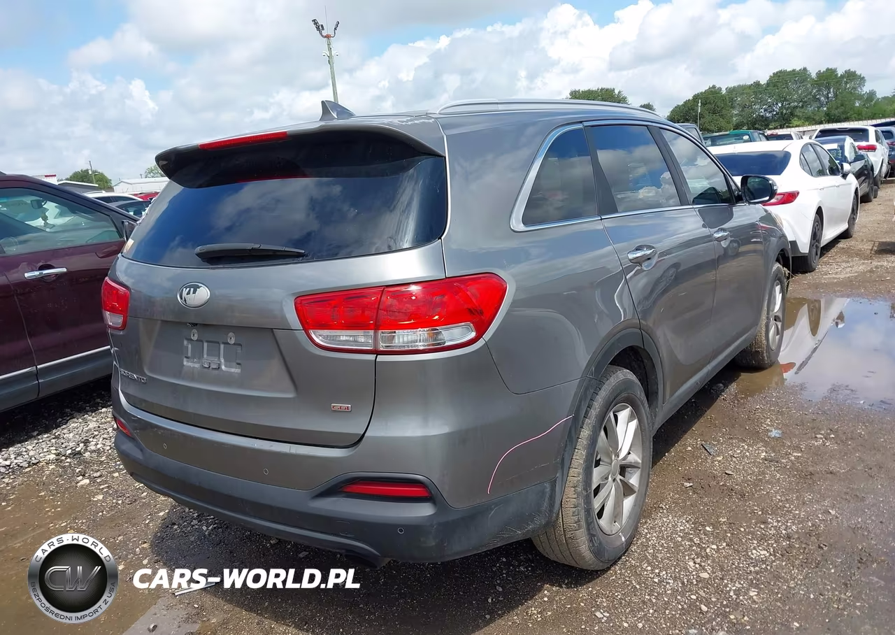 2017 Kia Sorento 2.4L Lx VIN:5XYPG4A35HG257249 - 4