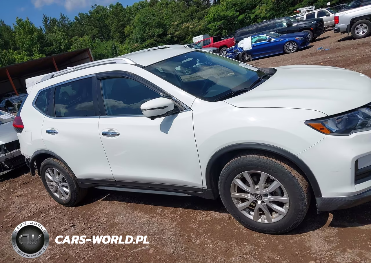 2017 Nissan Rogue Sv VIN:KNMAT2MT9HP560436 - 13