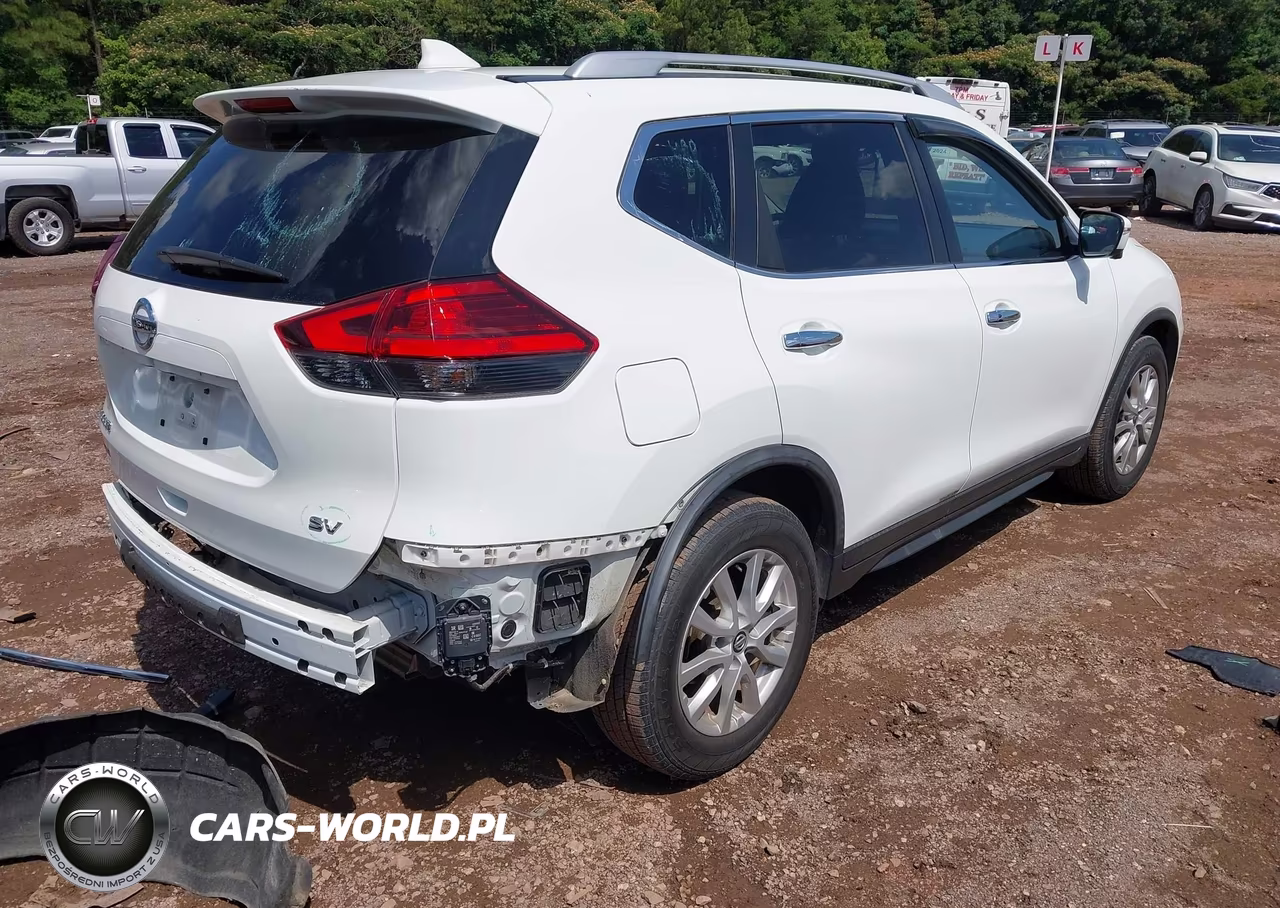 2017 Nissan Rogue Sv VIN:KNMAT2MT9HP560436 - 4