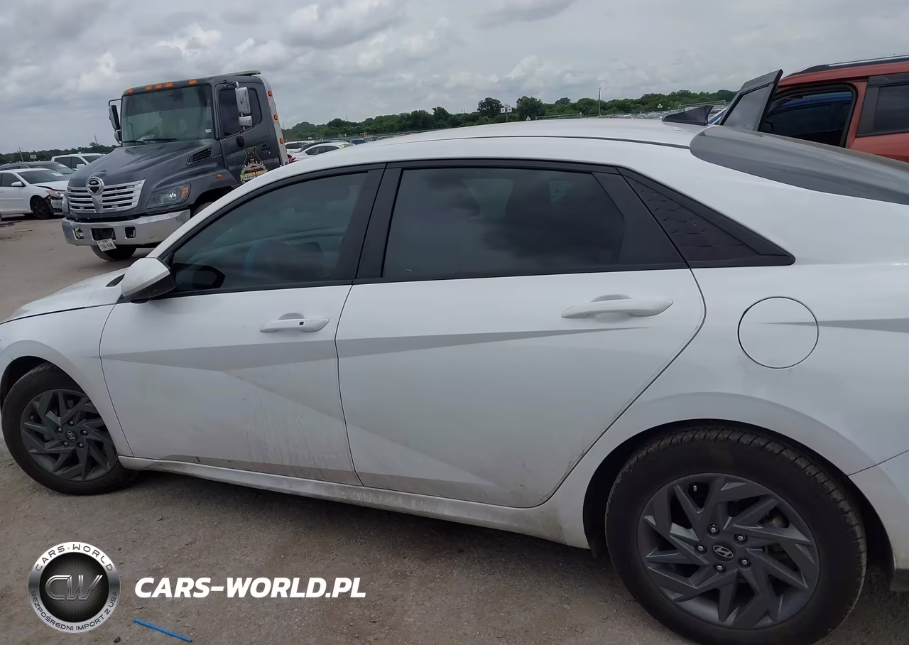 2024 Hyundai Elantra Sel VIN:KMHLM4DG6RU753176 - 14