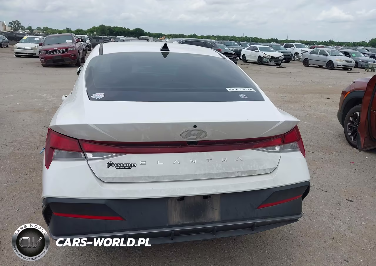 2024 Hyundai Elantra Sel VIN:KMHLM4DG6RU753176 - 16