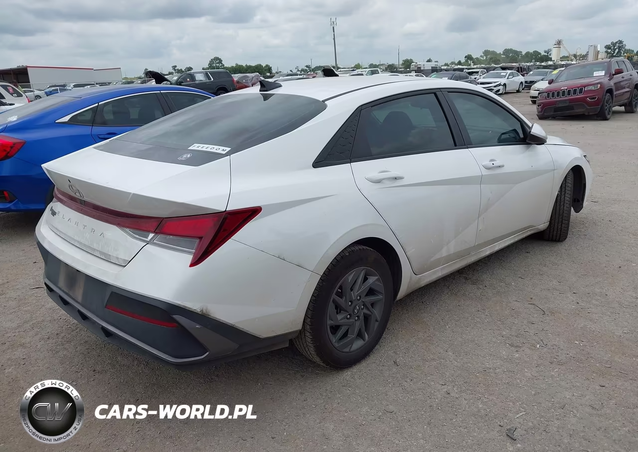2024 Hyundai Elantra Sel VIN:KMHLM4DG6RU753176 - 4