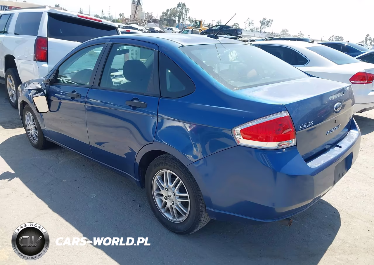 2009 Ford Focus Se VIN:1FAHP35N49W176652 - 3