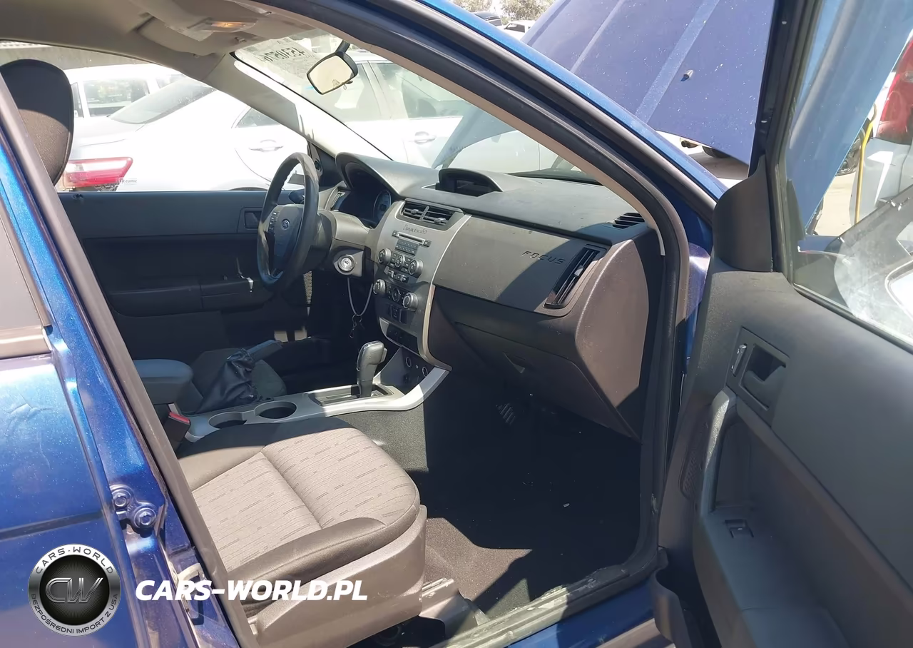 2009 Ford Focus Se VIN:1FAHP35N49W176652 - 5