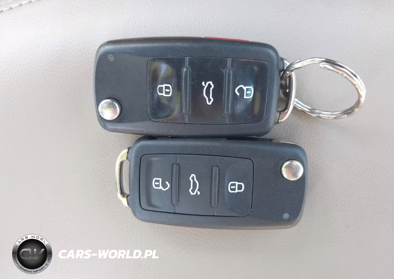 2014 Volkswagen Beetle 1.8T VIN:3VW517AT8EM823278 - 11