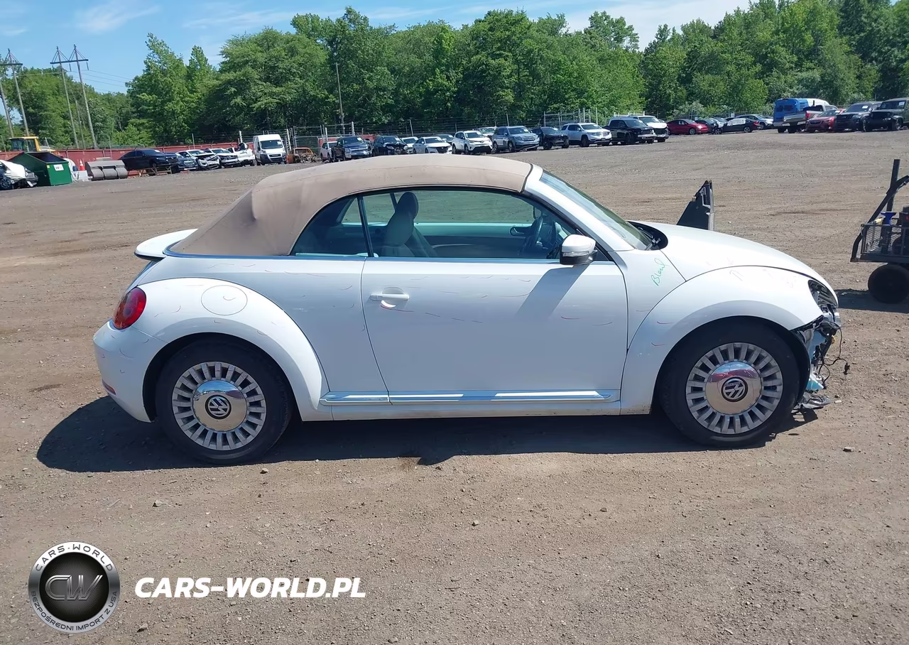 2014 Volkswagen Beetle 1.8T VIN:3VW517AT8EM823278 - 14