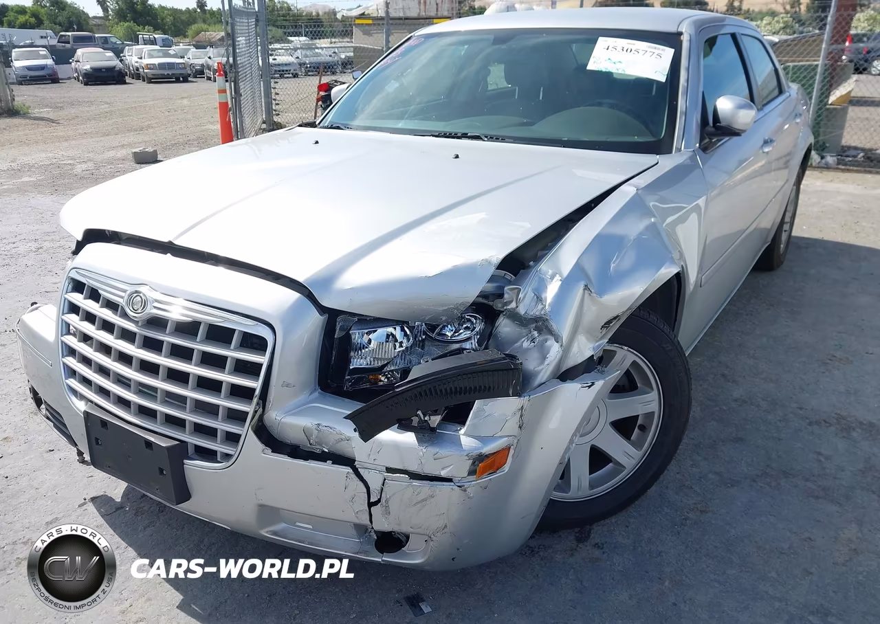 2005 Chrysler 300 Touring VIN:2C3AA53G55H597631 - 13
