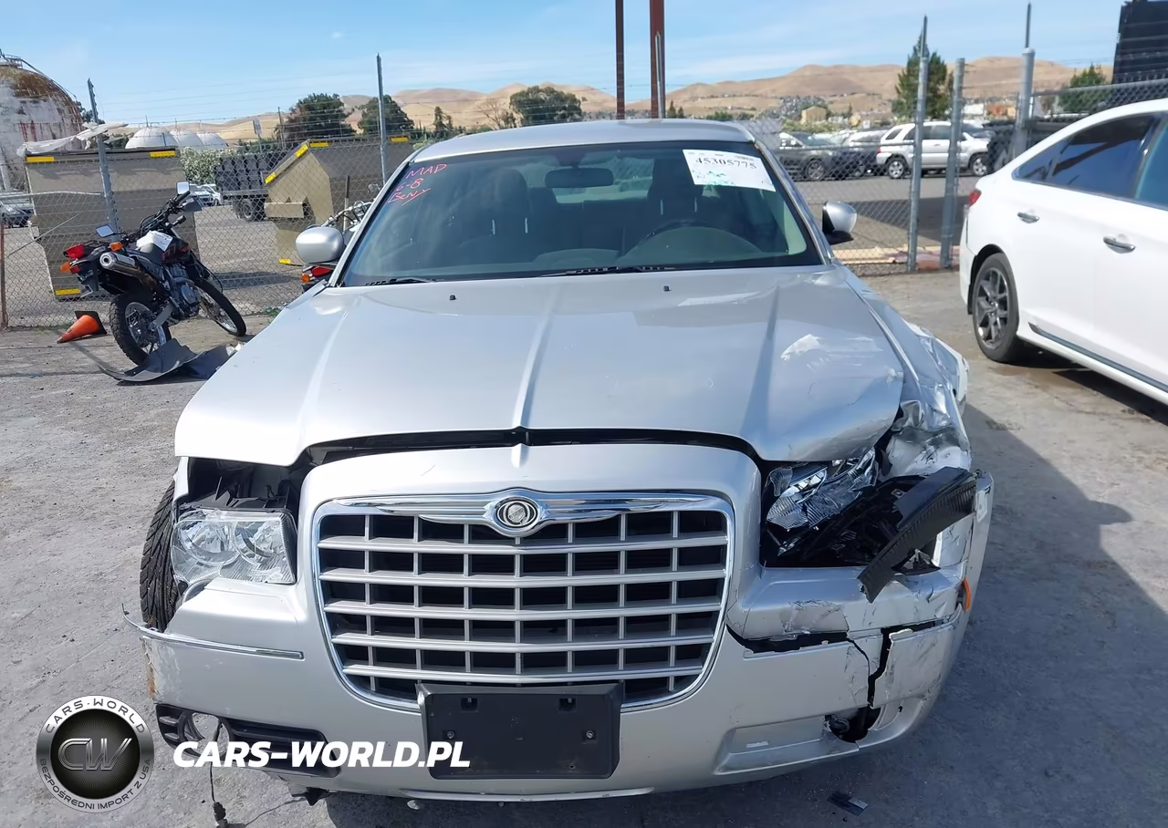 2005 Chrysler 300 Touring VIN:2C3AA53G55H597631 - 14